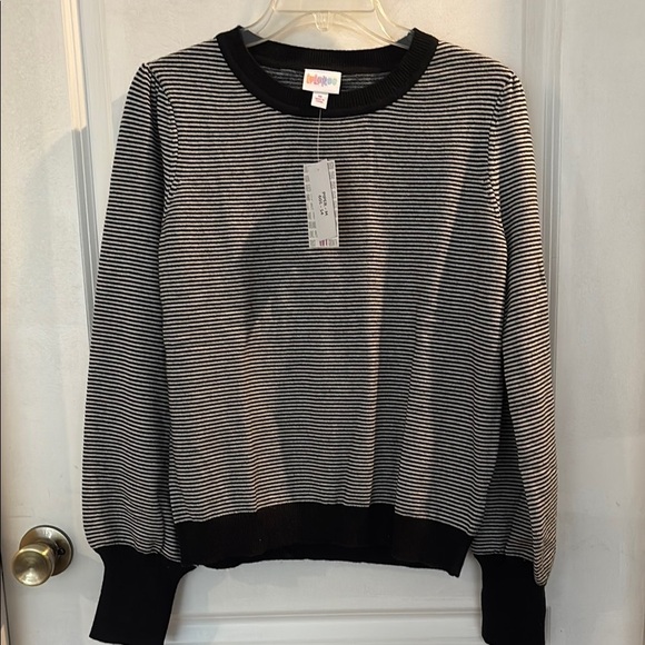 NWT Lularoe PIPER Black and White Striped Sweater - Picture 2 of 5